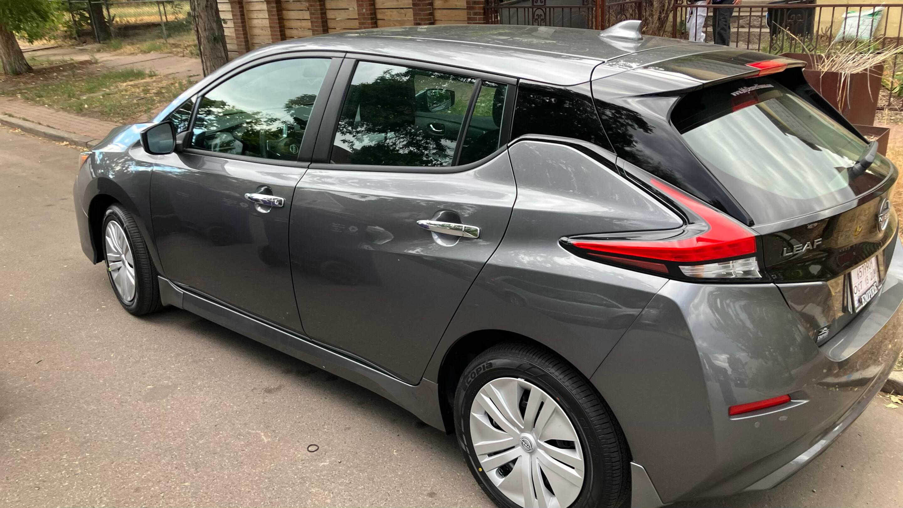 Nissan LEAF 2025 in 
