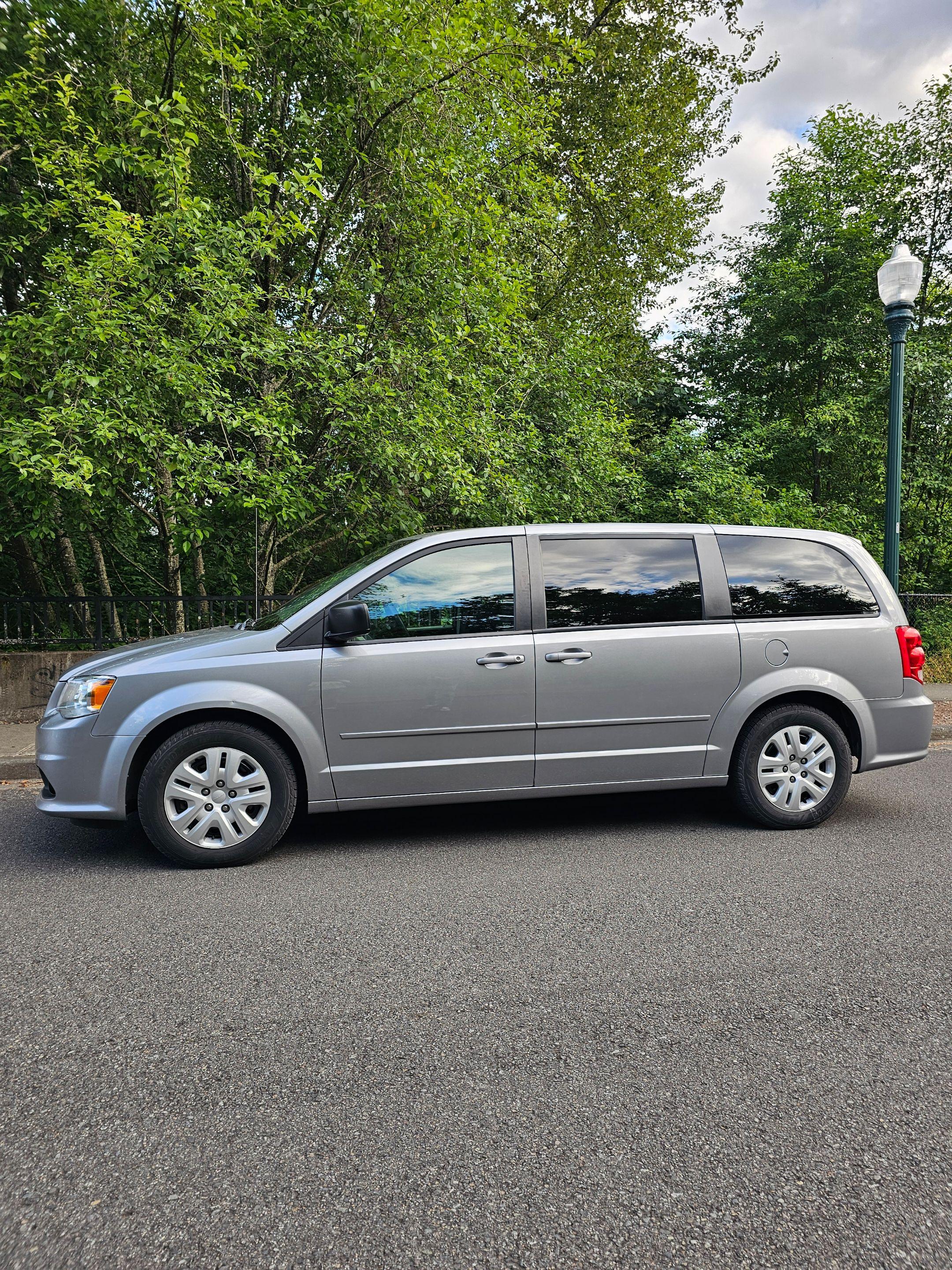 Dodge Grand Caravan 2016 in Covington, WA