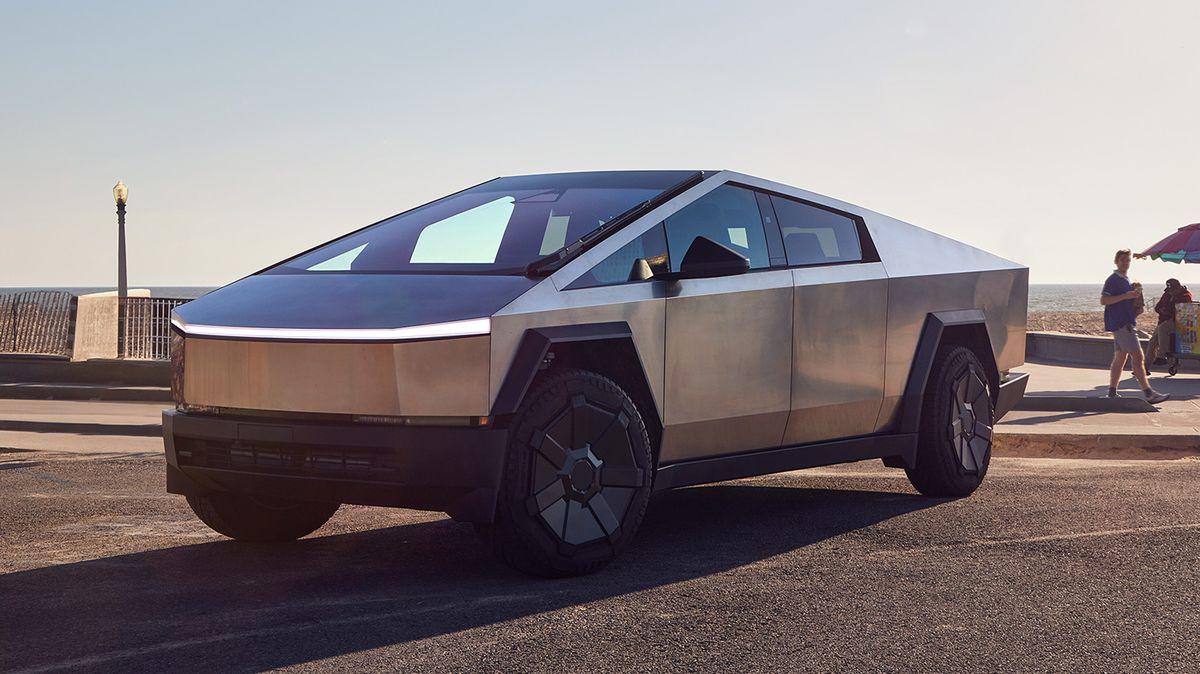 Tesla Cybertruck 2024 in Melbourne, FL