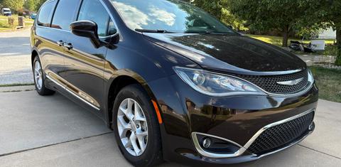 Chrysler Pacifica 2017