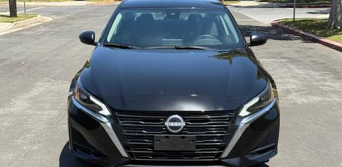Nissan Altima 2025