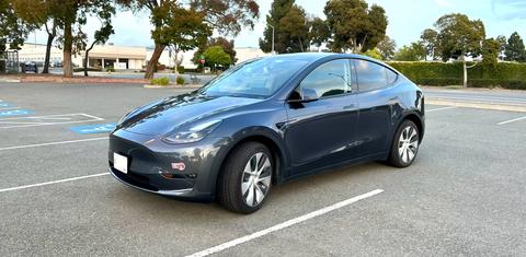 Tesla Model Y 2023