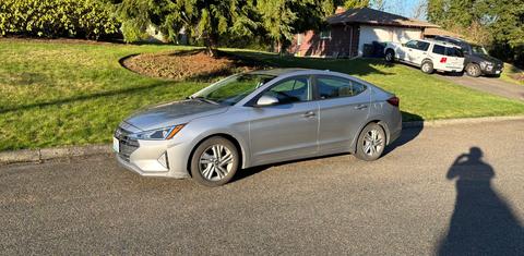 Hyundai Elantra 2020
