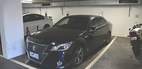 Toyota Crown 2013