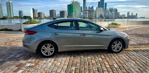 Hyundai Elantra 2018