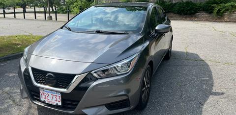 Nissan Versa 2021