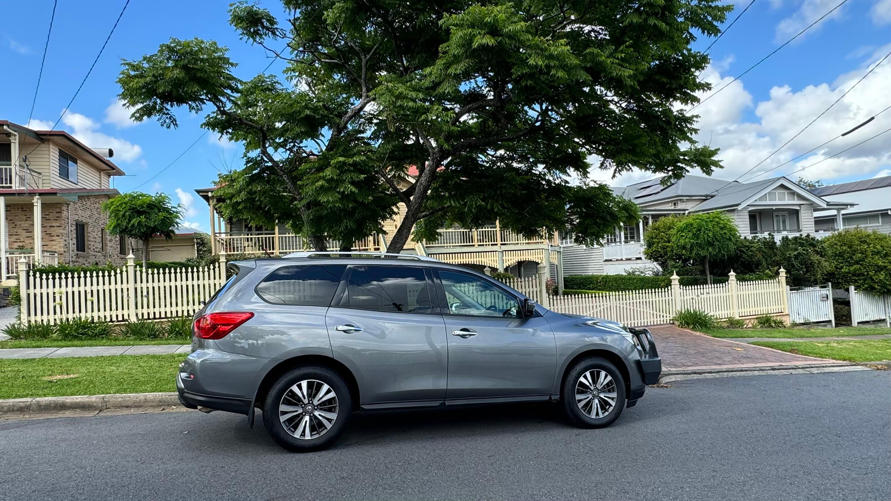 Nissan PATHFINDER 2017 in New Farm