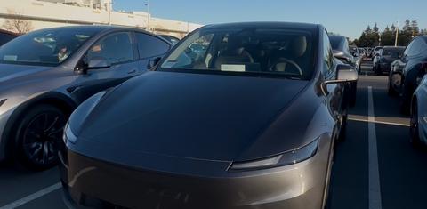 Tesla Model Y 2026