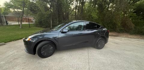 Tesla Model Y 2026