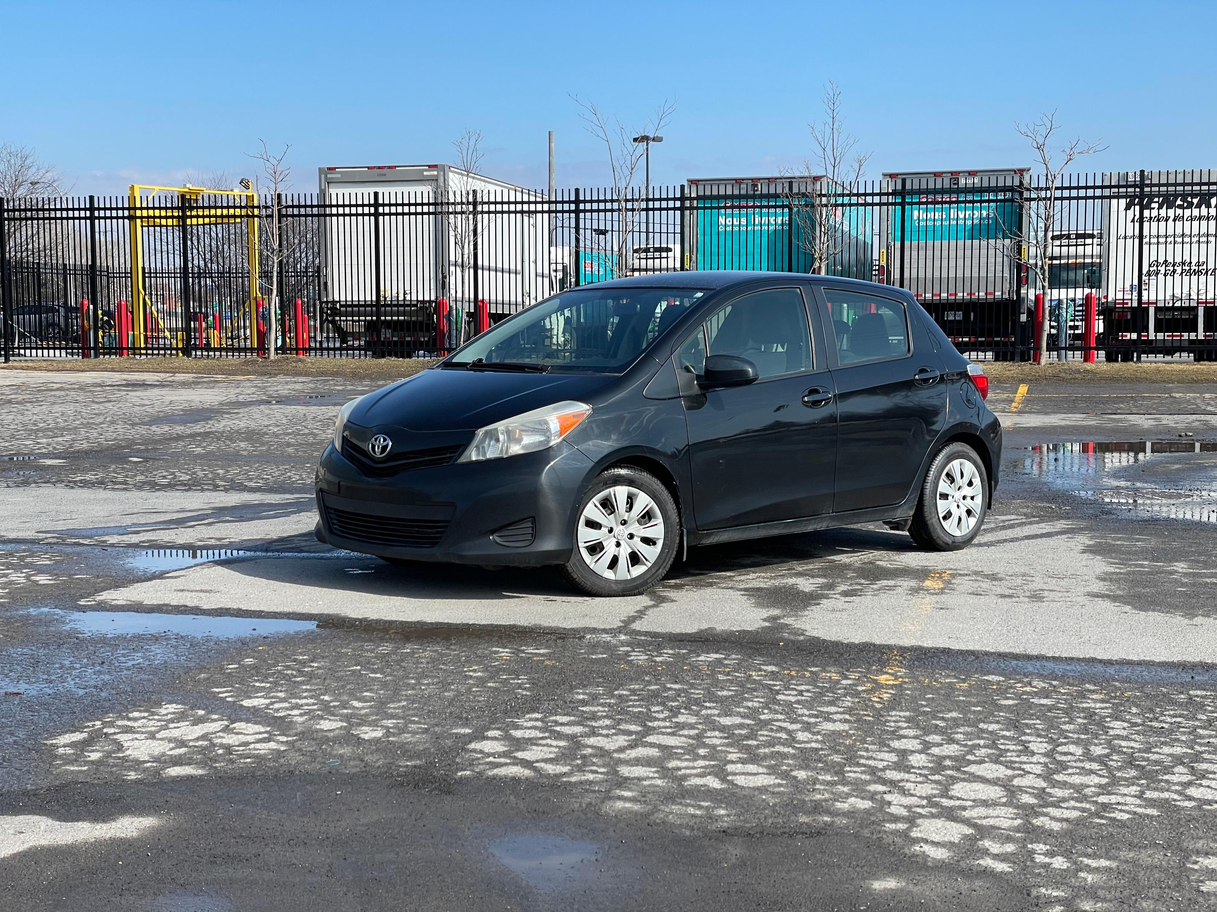 Toyota Yaris 2013 à 