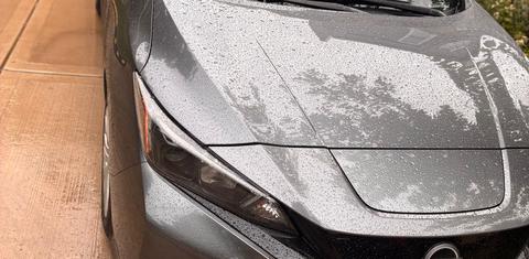 Nissan LEAF 2025