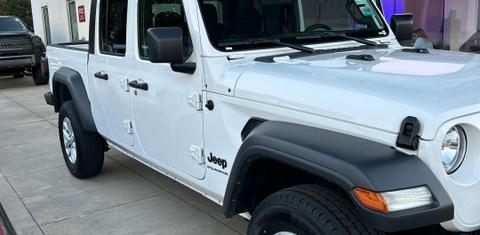 Jeep Gladiator 2023
