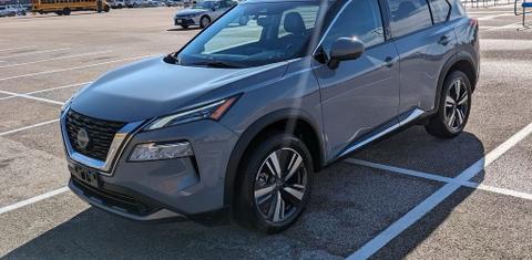 Nissan Rogue 2023