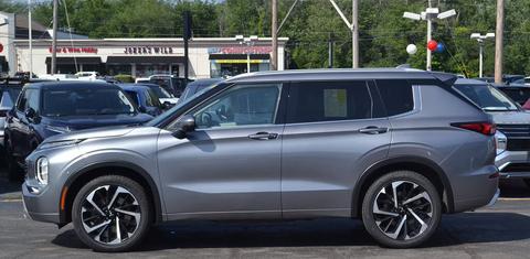 Mitsubishi Outlander 2024