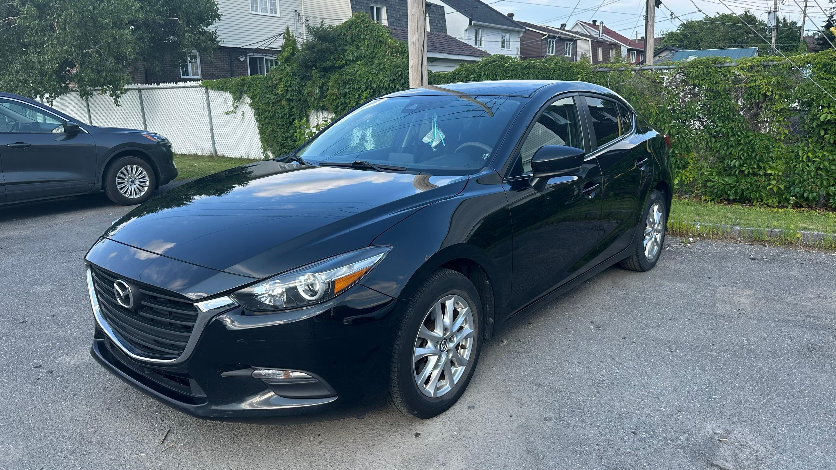 Mazda Mazda3 2018 à Longueuil, QC