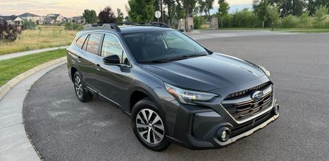Subaru Outback 2025