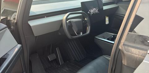 Tesla Cybertruck 2024