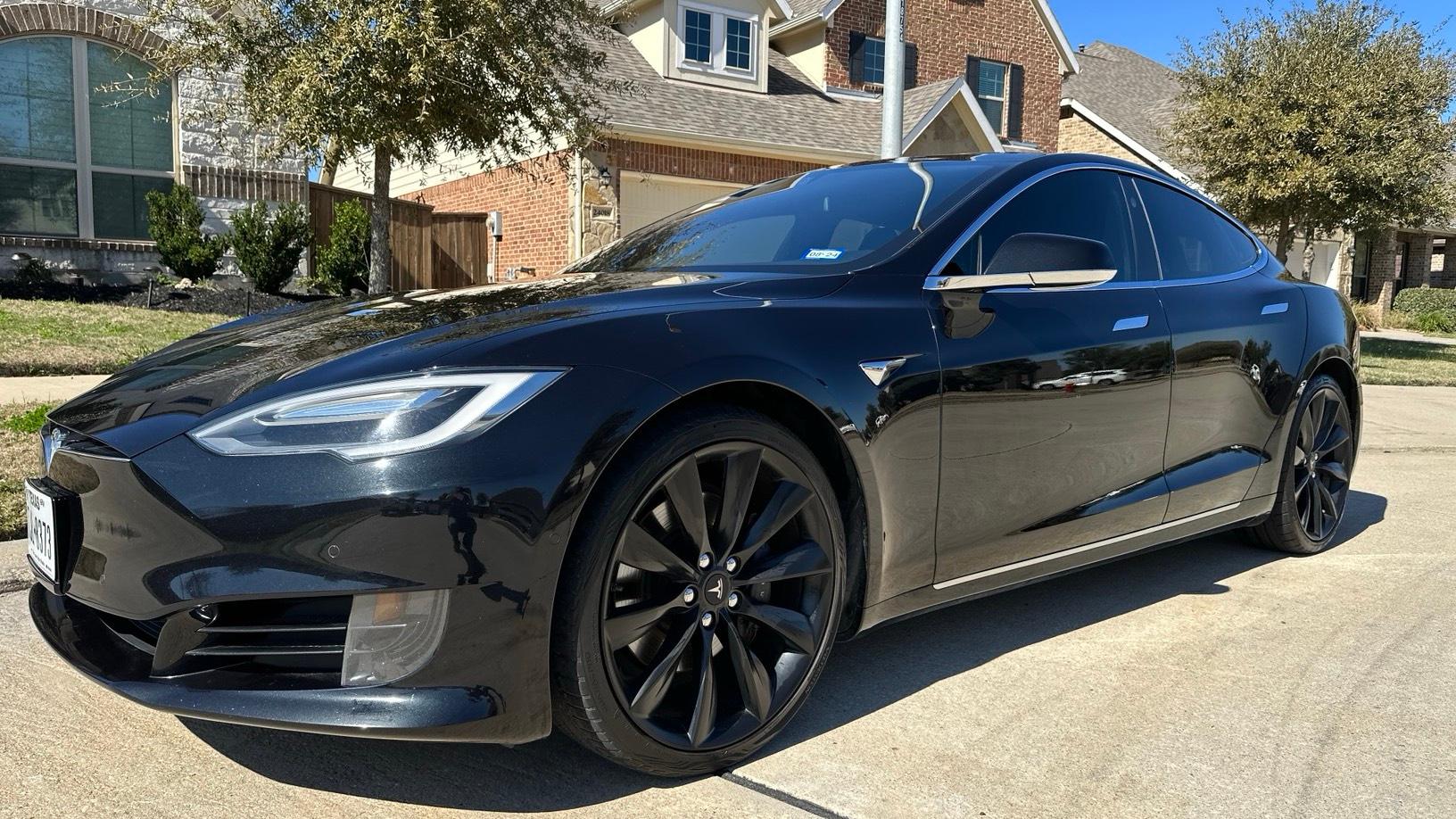 Tesla Model S 2017 in Houston, TX