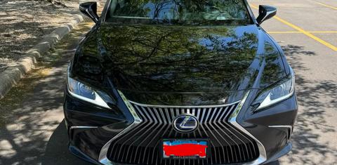 Lexus ES 2021