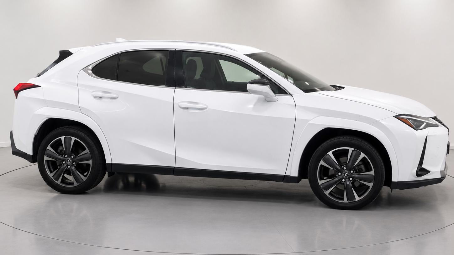 Lexus UX 2022 in 