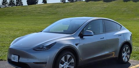 Tesla Model Y 2024