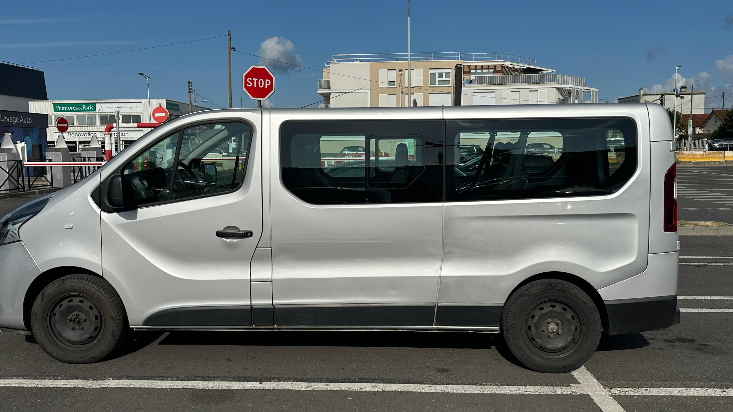 Renault TRAFIC III 2016 à Melun