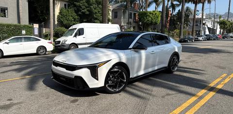 Kia K4 2025