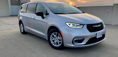 Chrysler Pacifica 2024