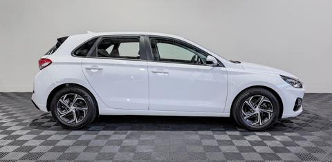 Hyundai i30 2022
