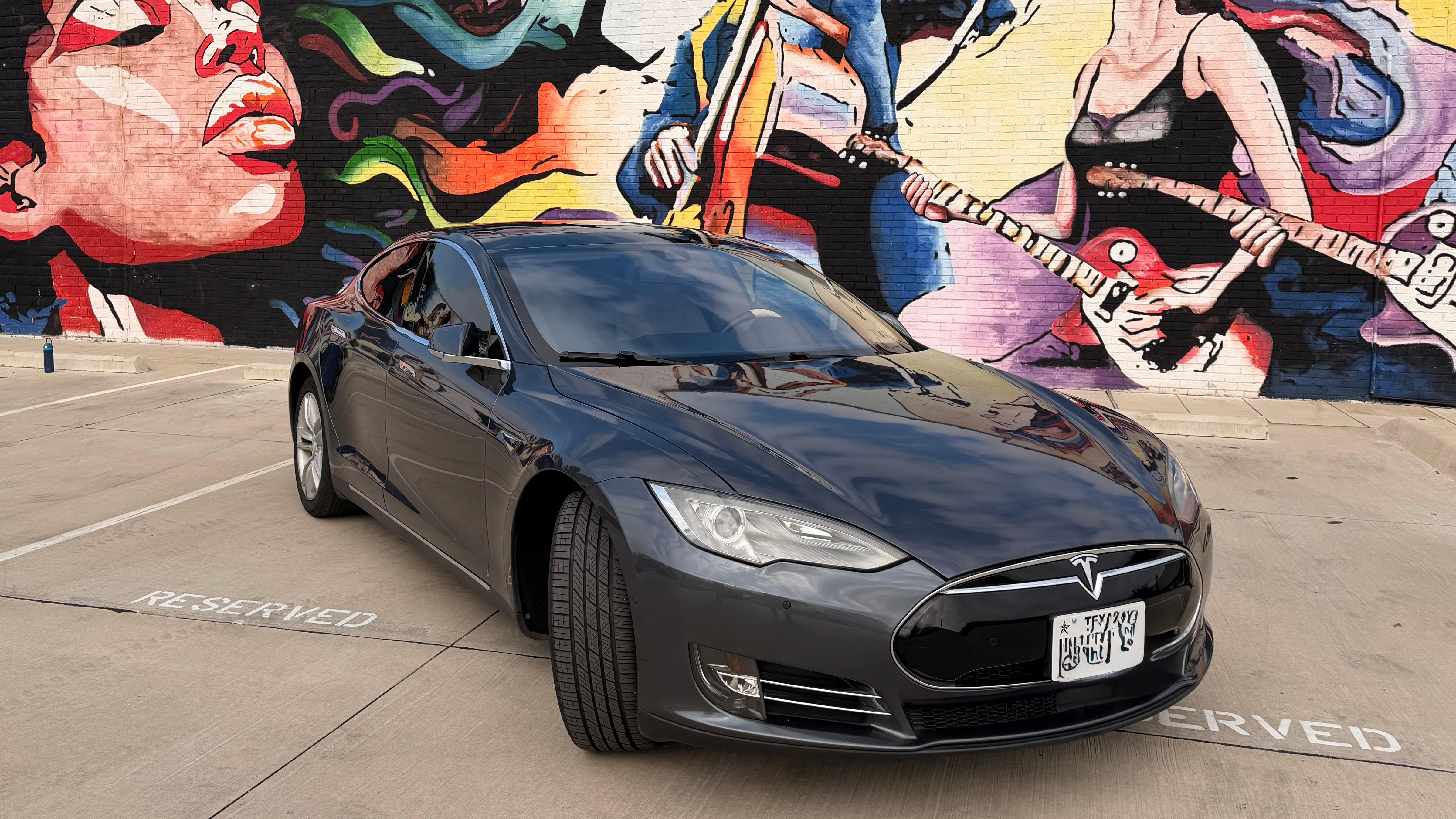 Tesla Model S 2015 in 