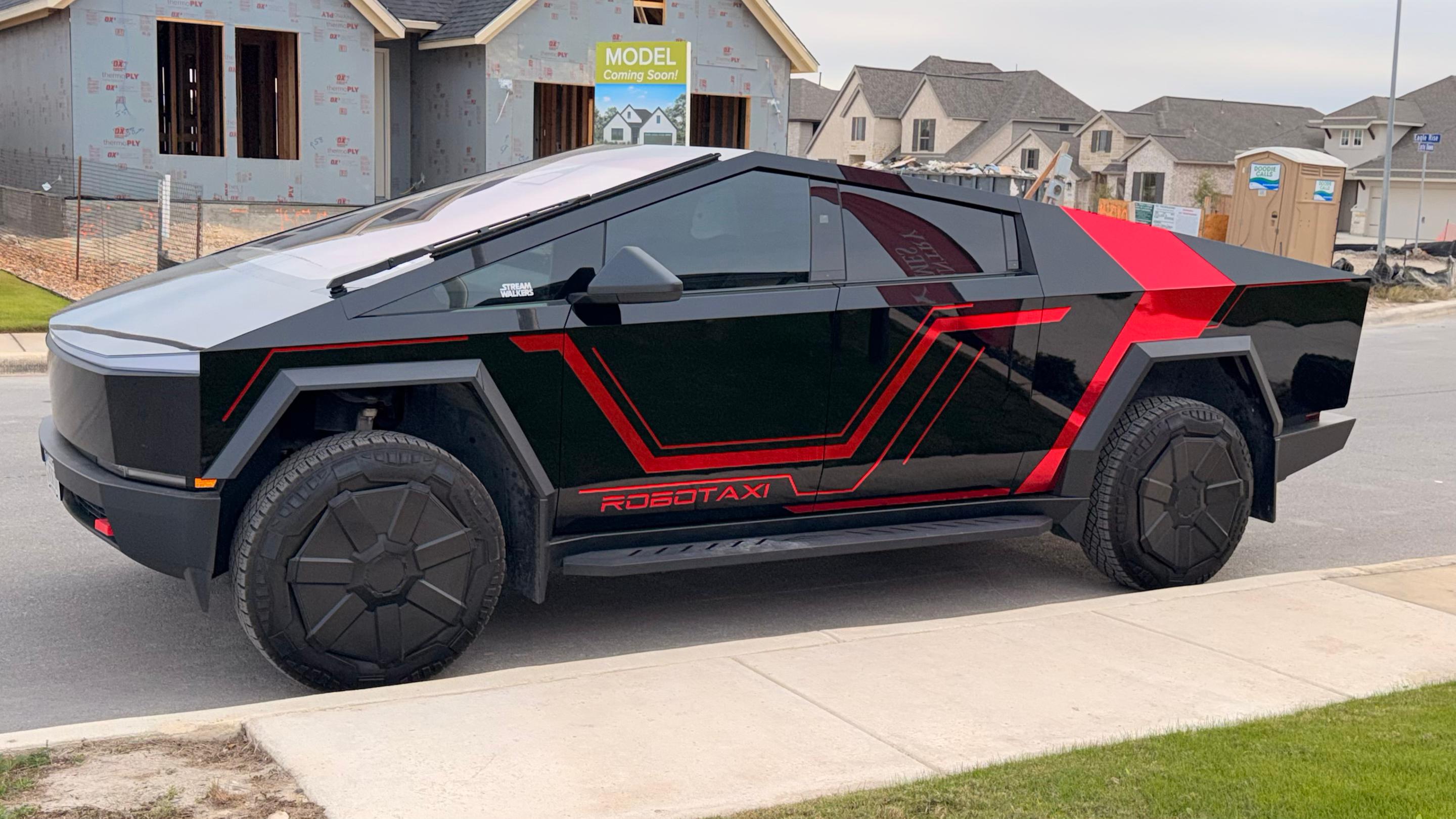 Tesla Cybertruck 2024 in San Antonio, TX