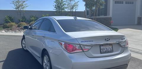 Hyundai Sonata Hybrid 2015