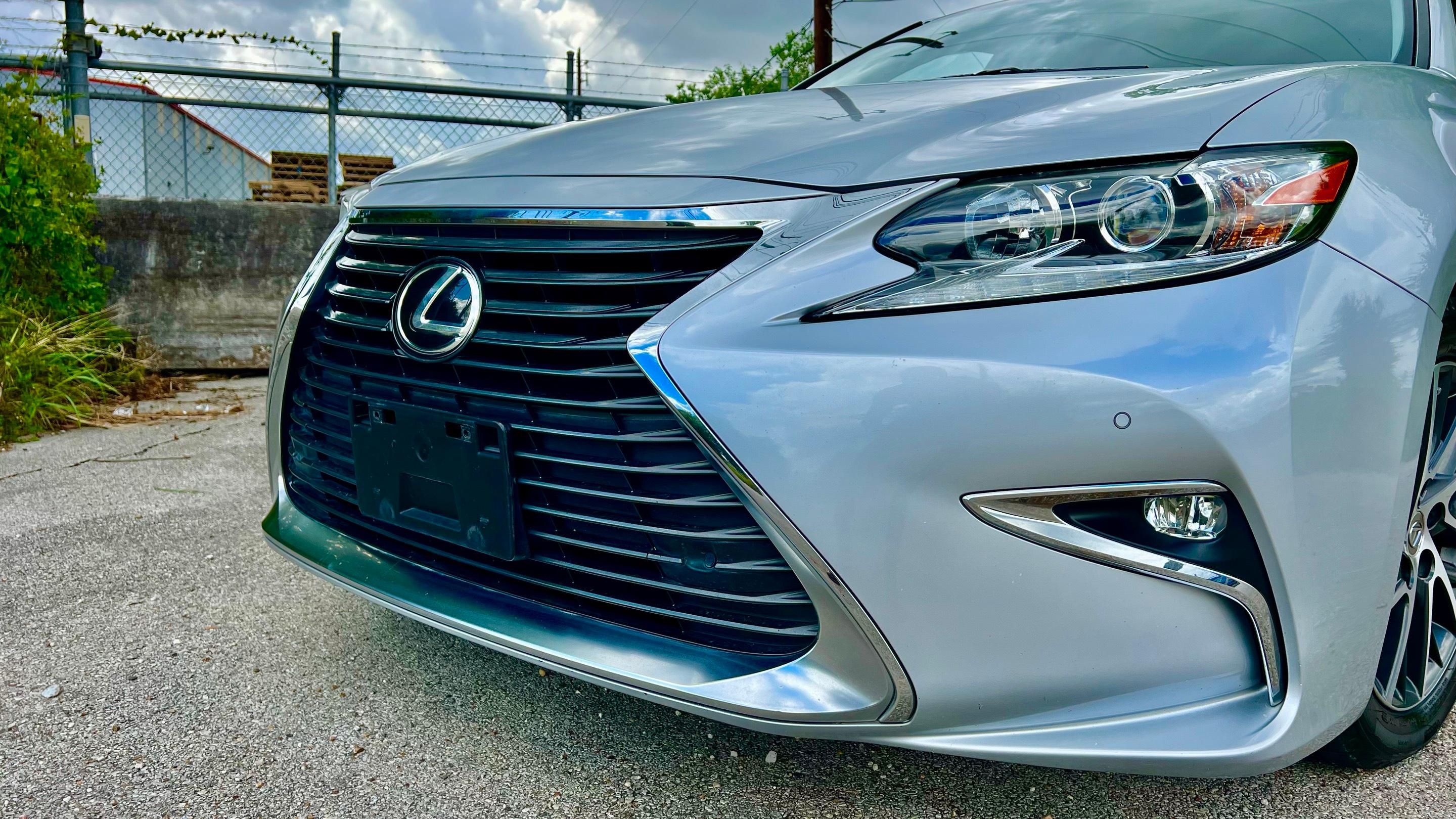 Lexus ES 2016 in Houston, TX