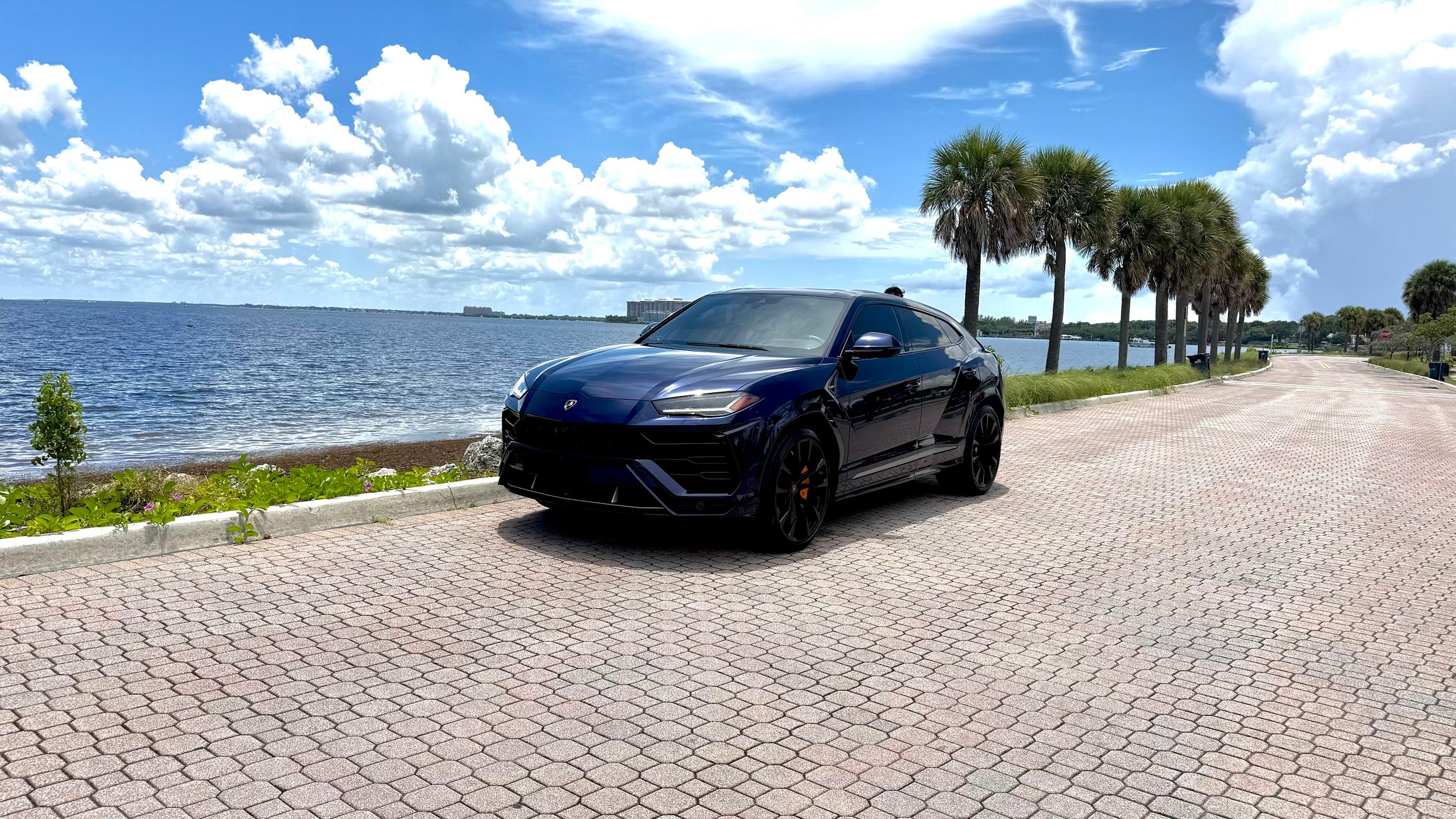Lamborghini Urus 2020 in Miami, FL
