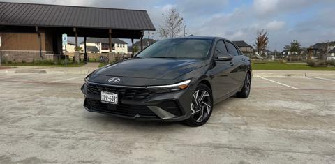 Hyundai Elantra Hybrid 2025