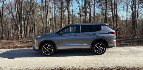 Mitsubishi Outlander 2022