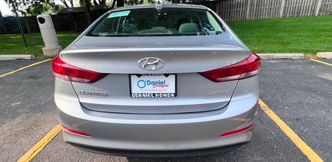 Hyundai Elantra 2017