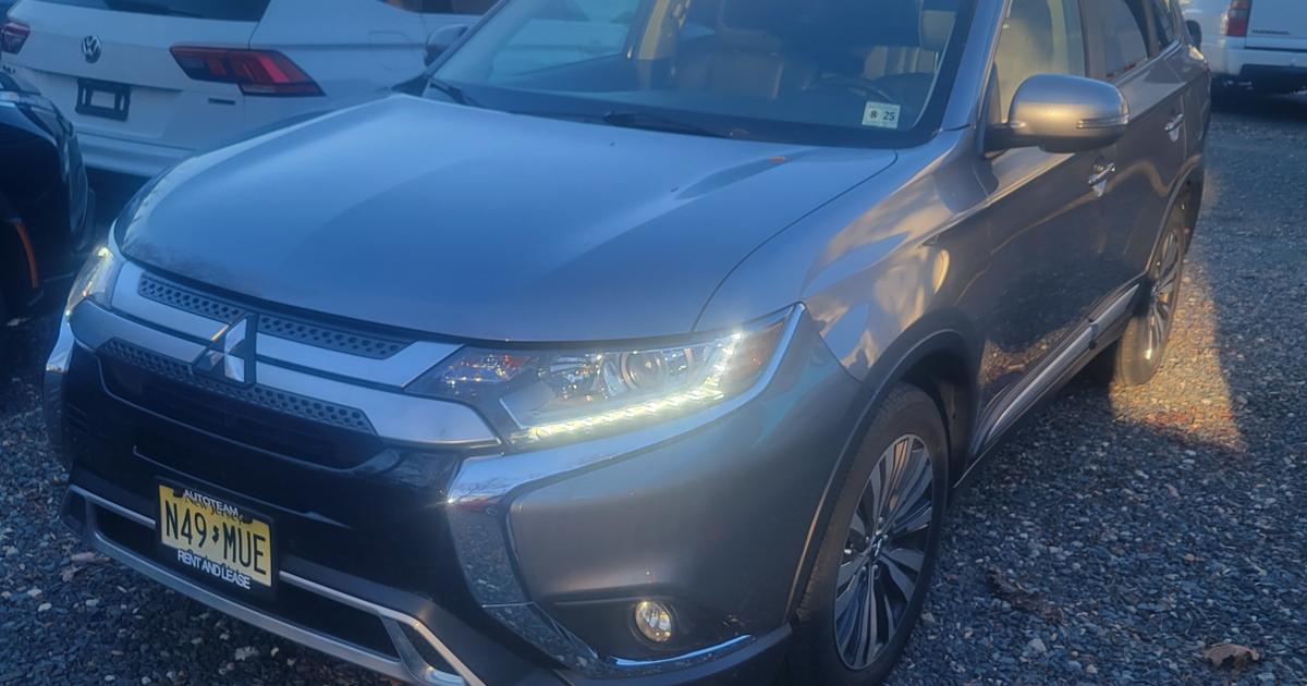 Mitsubishi Outlander 2020 rental in Metuchen, NJ by Auto Team Car