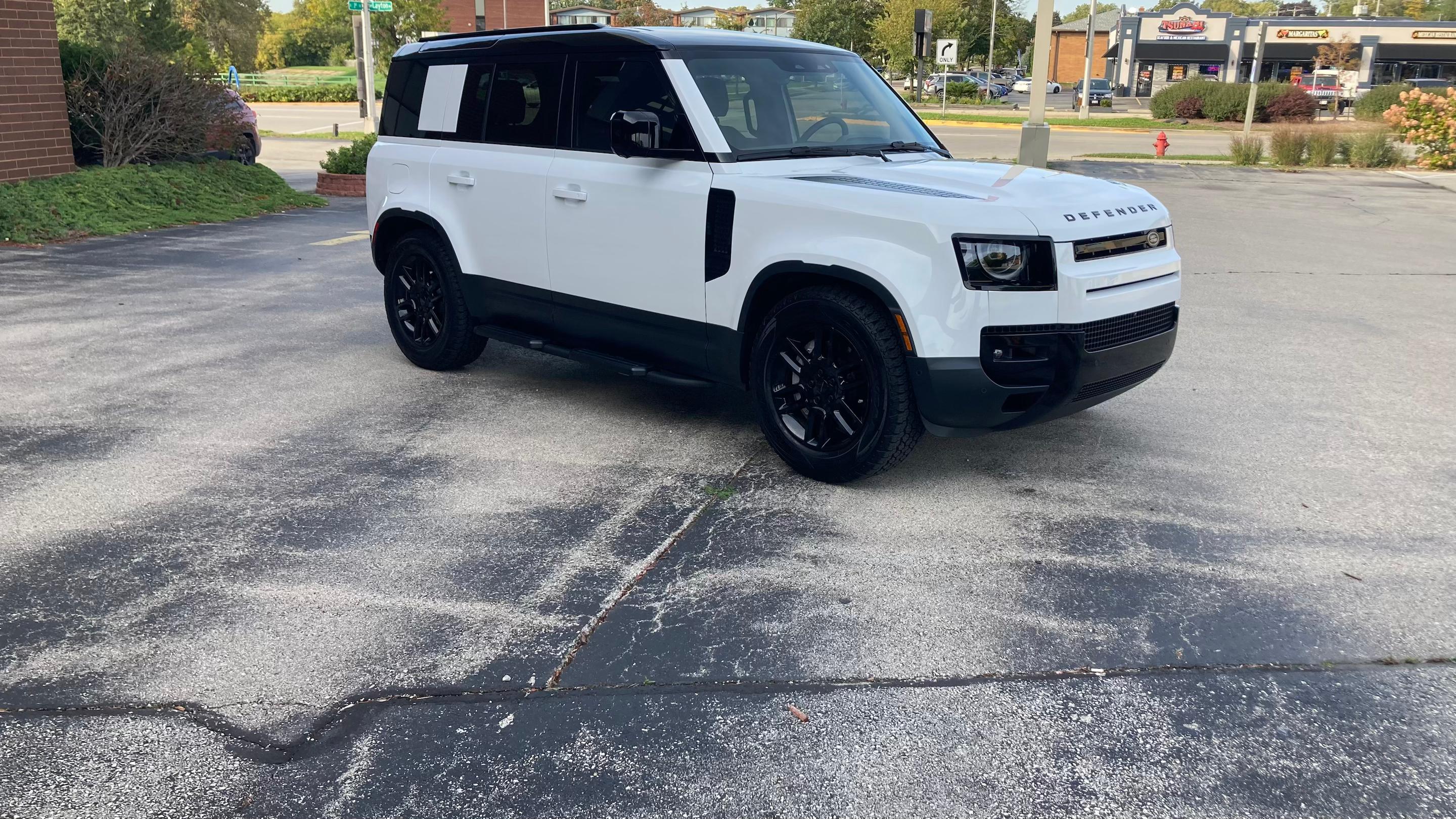 Land Rover Defender 2026 in Milwaukee, WI
