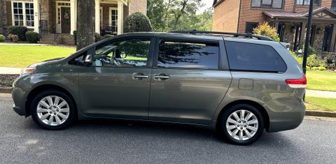 Toyota Sienna 2013