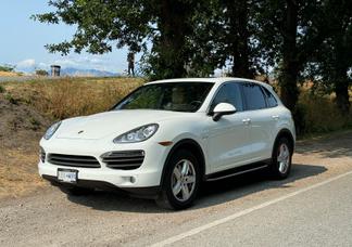 Porsche Cayenne car