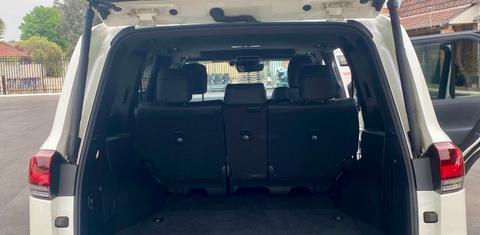 Toyota LANDCRUISER 2023