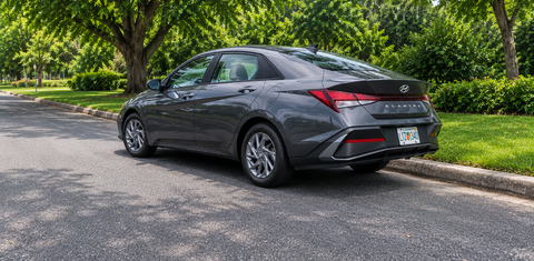 Hyundai Elantra 2024