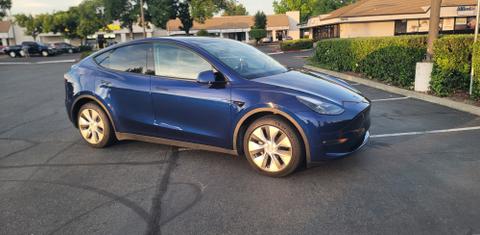 Tesla Model Y 2022