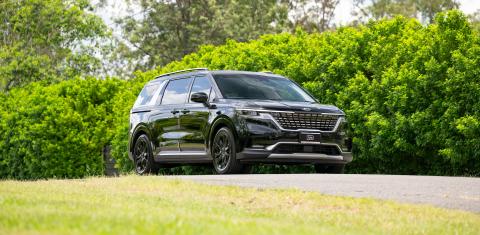 Kia CARNIVAL 2021