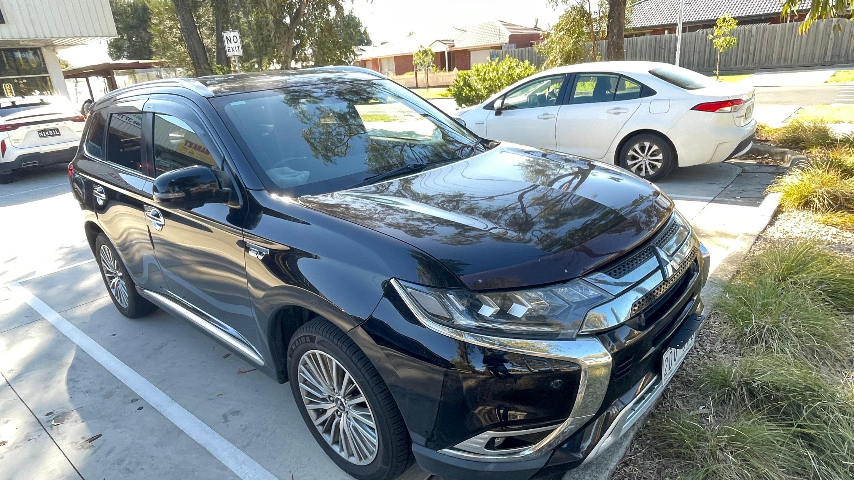 Mitsubishi OUTLANDER 2019 in 