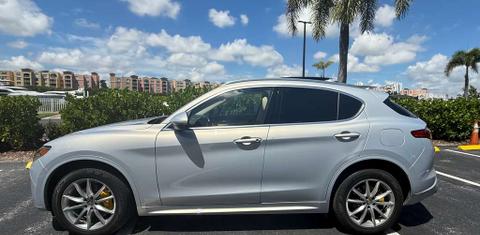 Alfa Romeo Stelvio 2021