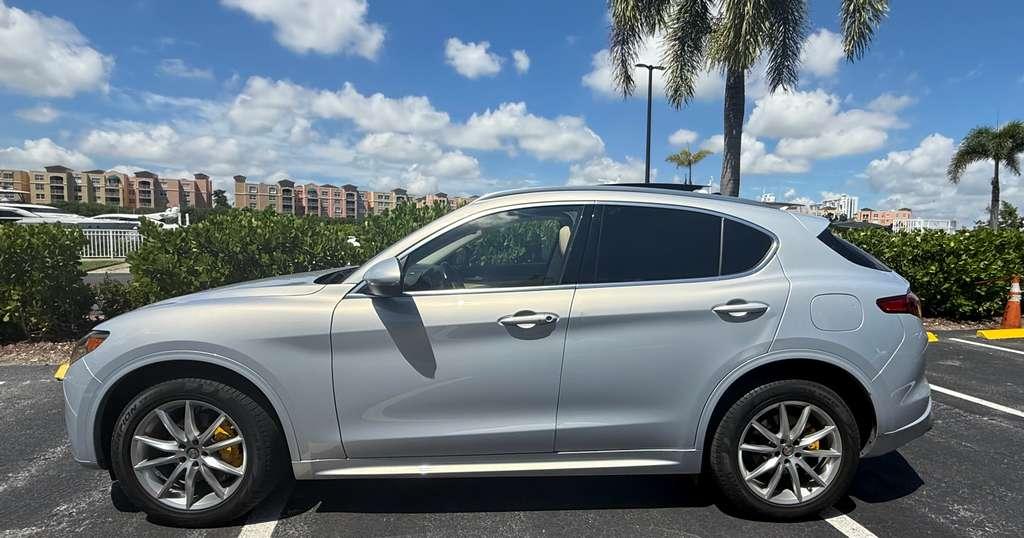 Alfa Romeo Stelvio 2021 in North Miami, FL