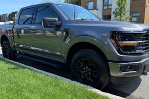Ford F-150 2024 in Montréal