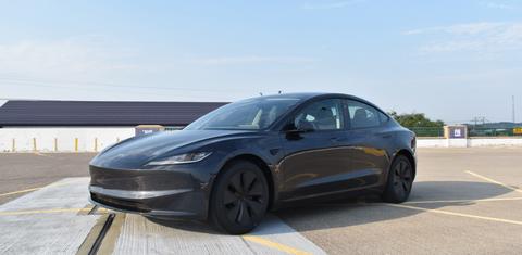 Tesla Model 3 2025